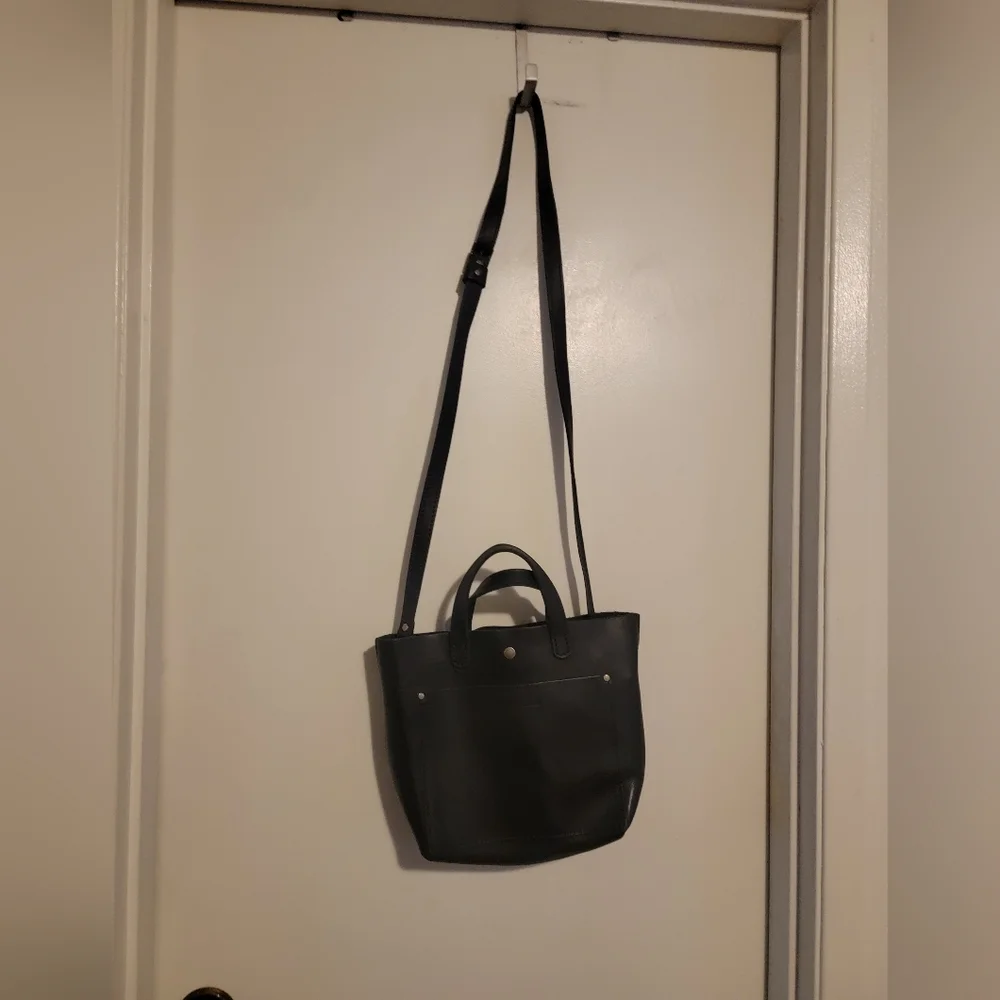 Black Portland Leather Tote Bag crossbody - Picture 2 of 2